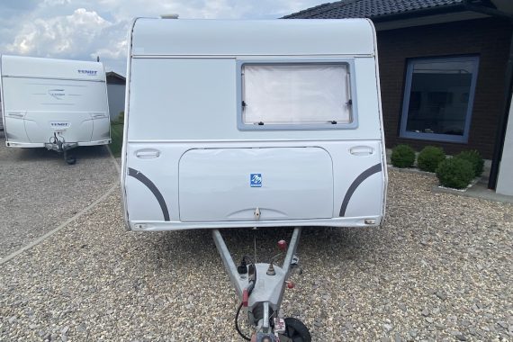 Rulota Knaus Sport 450FU