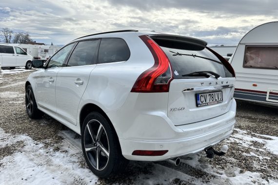 Autoturism Volvo XC60 2.0 R-DESIGN