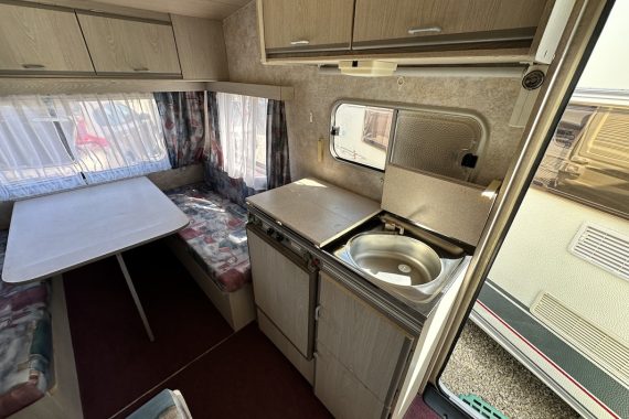 Rulota Caravelair Palma 395T