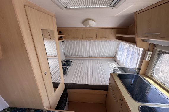 Rulota Chateau Calista 390 TZF