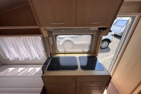 Rulota Chateau Calista 390 TZF