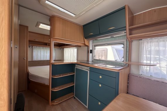 Rulota Chateau Calista 450 FHU