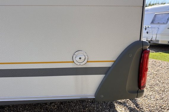 Rulota Knaus 450 TUF Sudwind