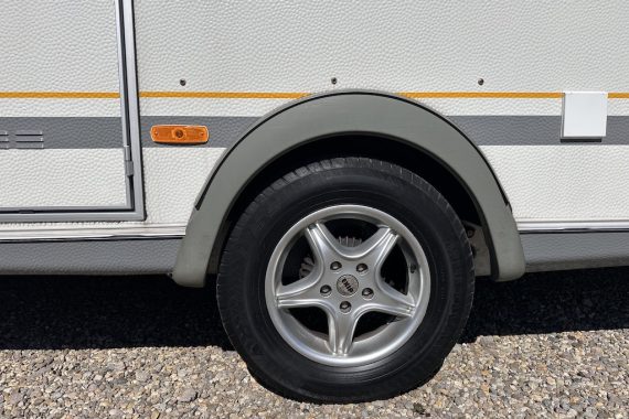 Rulota Knaus 450 TUF Sudwind