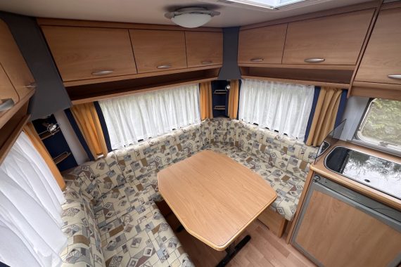 Rulota Knaus 450 TUF Sudwind