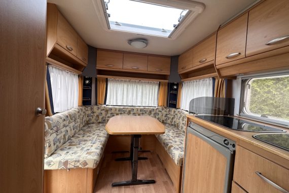 Rulota Knaus 450 TUF Sudwind