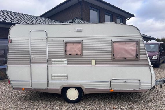 Rulota Dethleffs New-Line