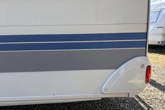 Rulota Hobby de Luxe 400SB