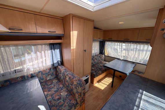 Rulota Hobby de Luxe 400SB