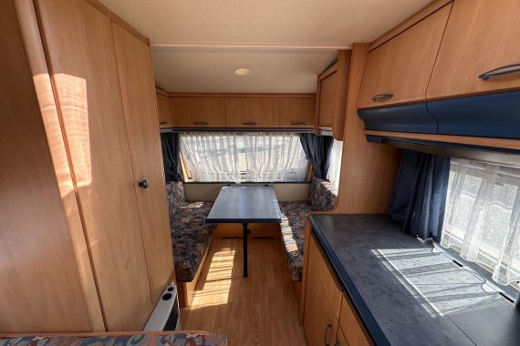 Rulota Hobby de Luxe 400SB