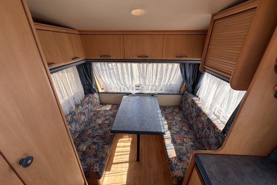 Rulota Hobby de Luxe 400SB