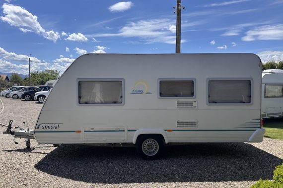 Rulota Eifelland Holiday 450TF