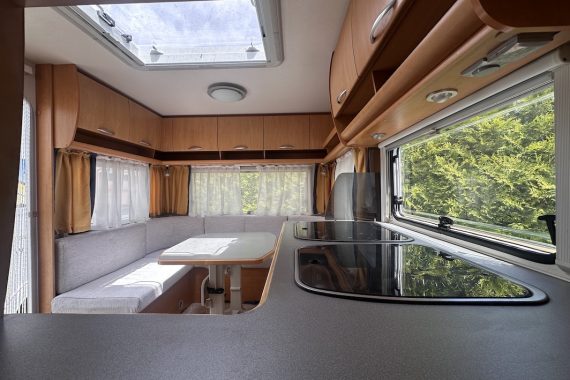 Rulota Eifelland Holiday 450TF