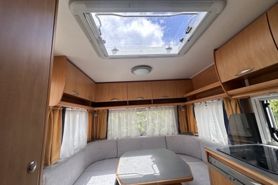 Rulota Eifelland Holiday 450TF