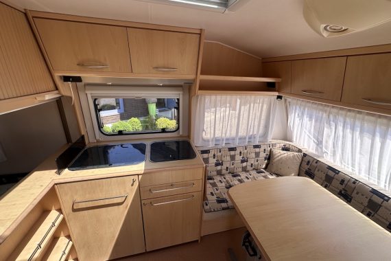 Rulota Chateau Calista 450 FHU