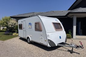 Rulota Knaus Azur 450FU